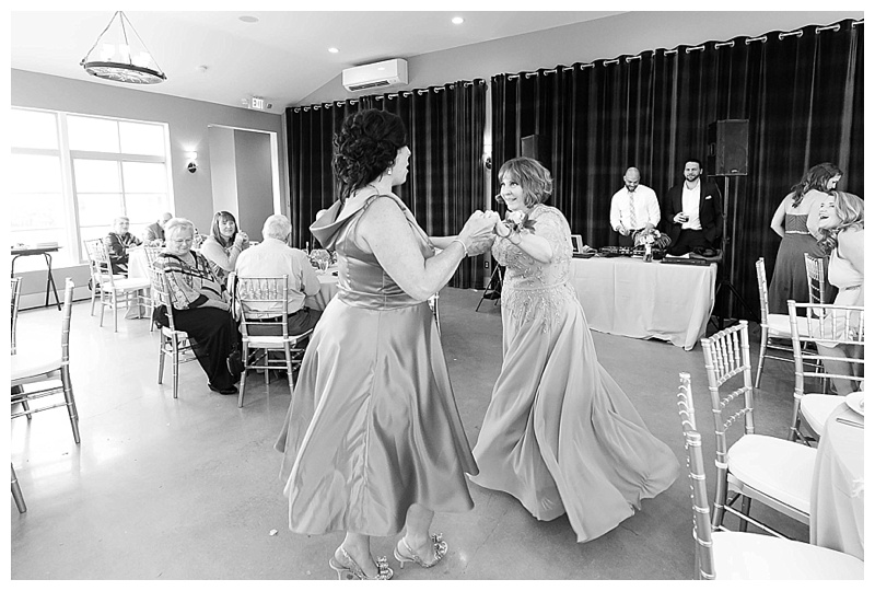 Candice Adelle Photography Virginia and Destination Wedding Photographer MD VA DC Destination Wedding Photographer Blue Valley Winery Wedding_4867.jpg