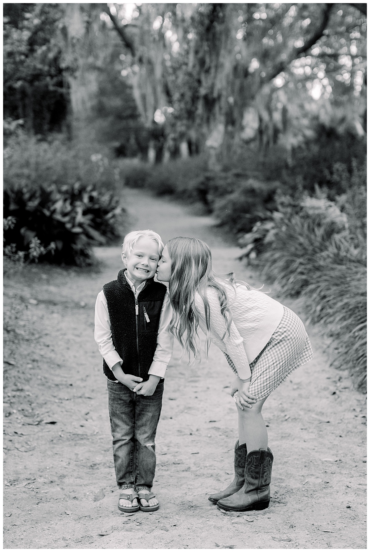 The Speir Family - Family Portraits in Charleston Gardens | Charleston Family Photographer | Candice Adelle Photography_0152.jpg